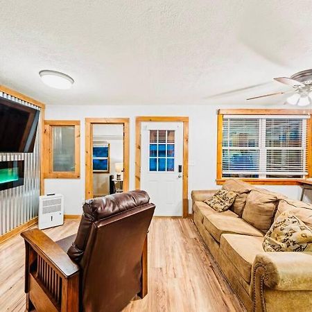 Cozy Cub Mountain Escape Villa Gatlinburg Bagian luar foto